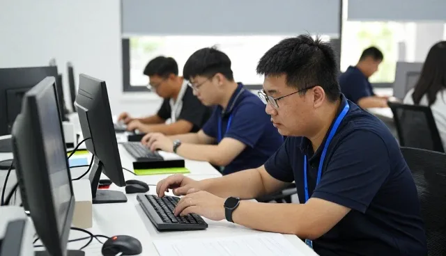 海南亮点创意科技有限公司让技术开发应用更加简单